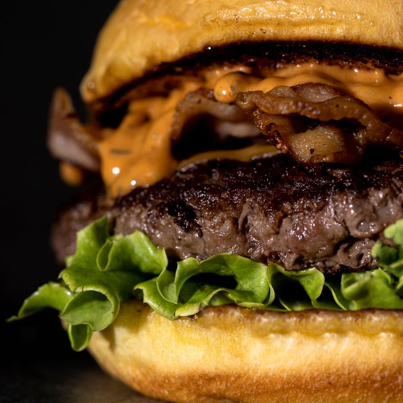 Ranch Seasoned Beef Burgers with Crispy Bacon