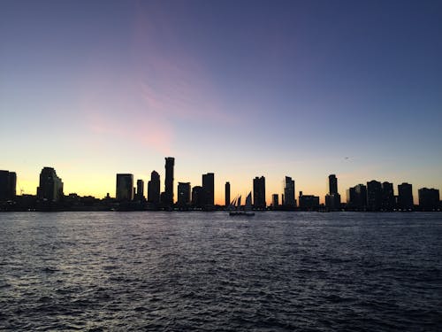 Безкоштовне стокове фото на тему «nyc skyline, горизонт, гудзонова бухта»