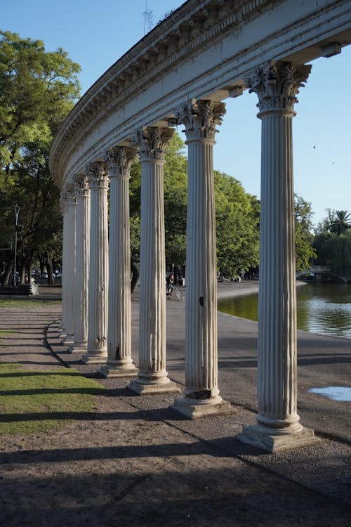 Gratis lagerfoto af arkitektoniske kolonne, gammel romersk arkitektur, kolonner
