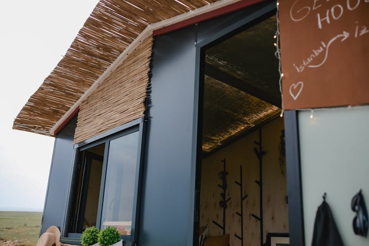 Small Coffee Shop With Straw Roof