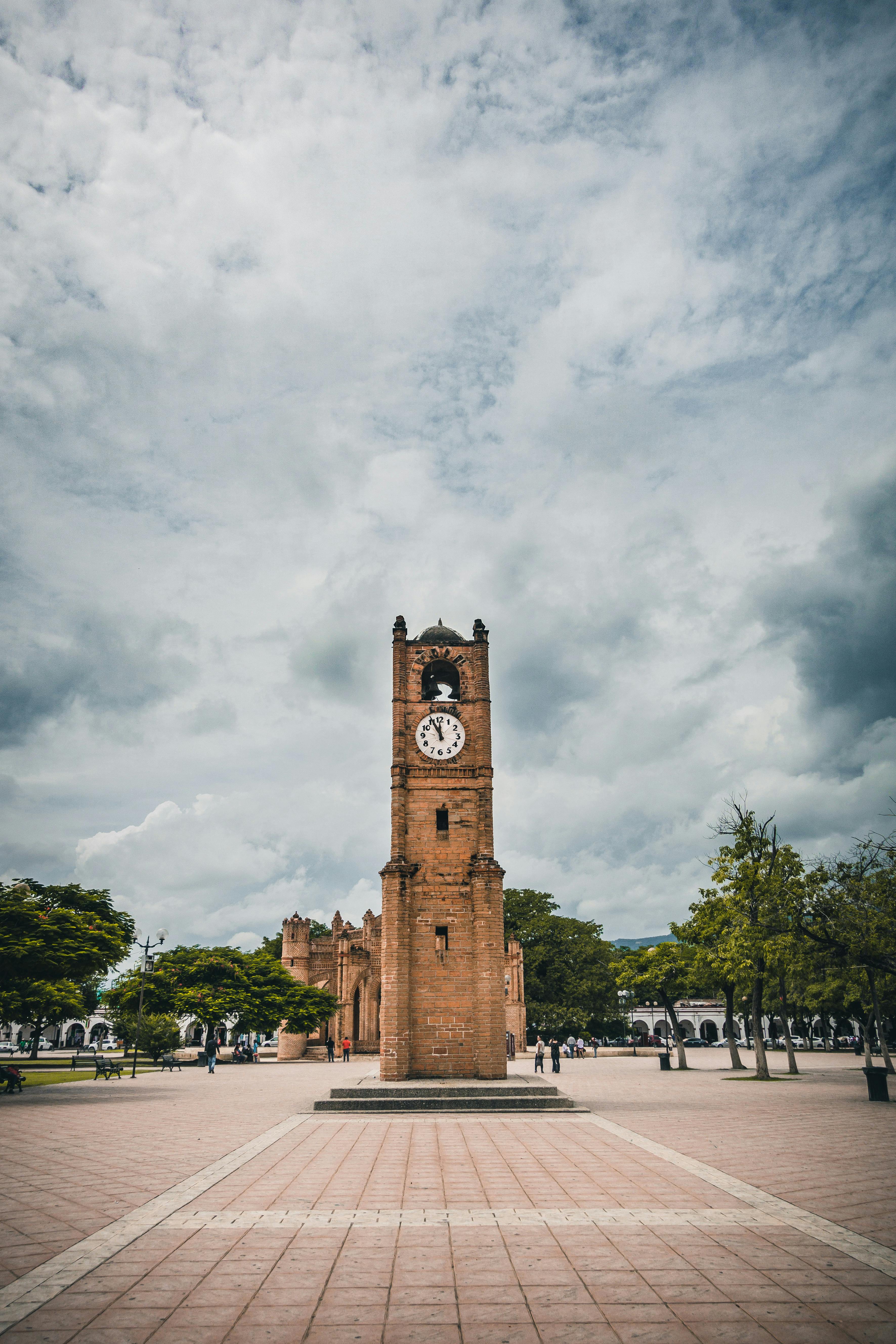 Gujranwala Clock Tower Photos, Download Free Gujranwala Clock Tower