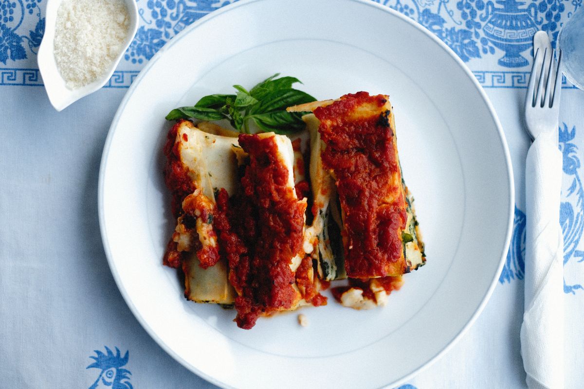 What Is Cannelloni Pasta?