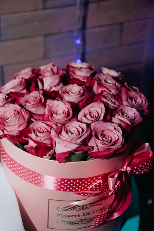 無料 ブーケピンクのバラの写真 写真素材