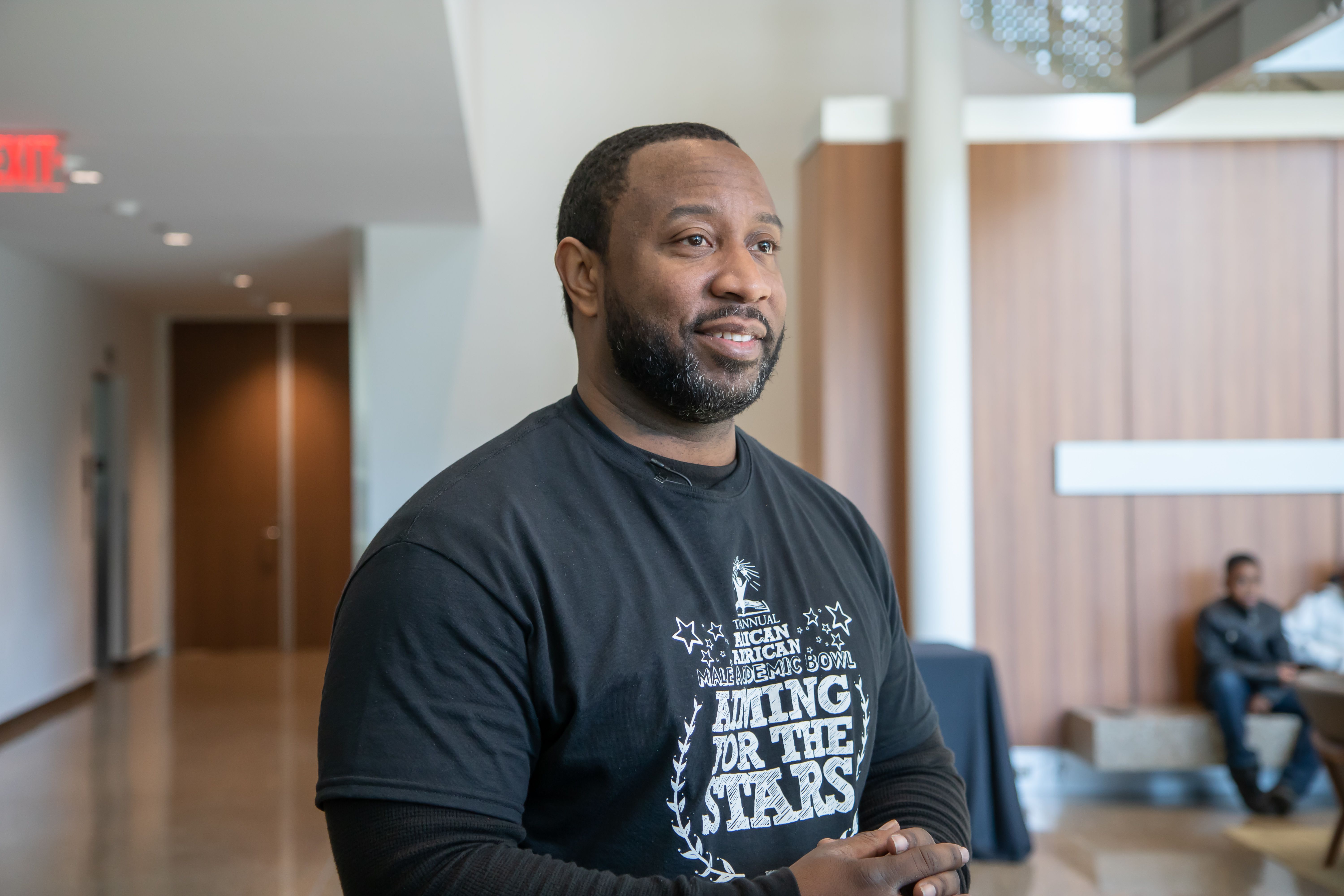 Randall Discusses Best Practices for Waivers of Spousal Maintenance in Prenuptial Agreements — Photo by Roxanne Minnish on Pe