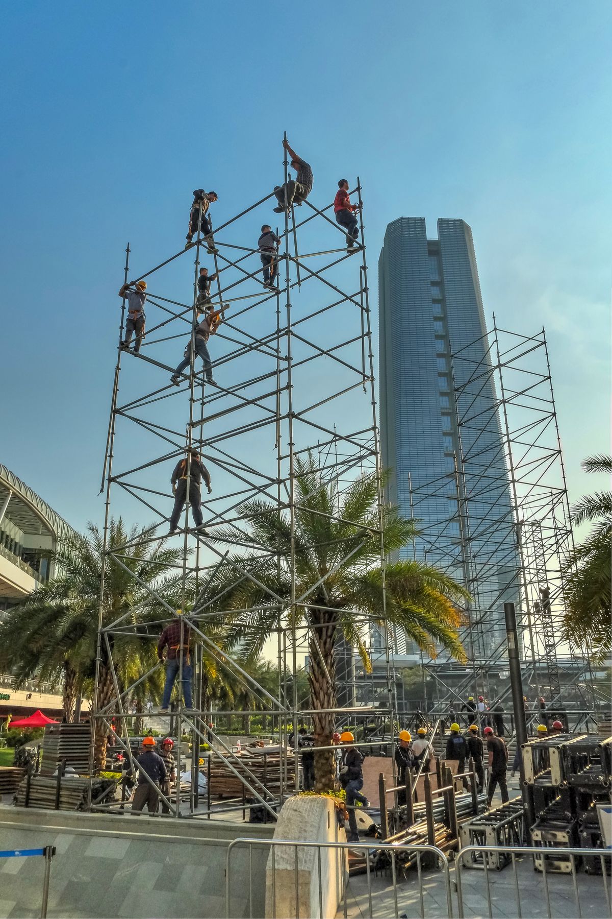 Rent vs Buy Scaffolding — A Cost Guide for Contractors