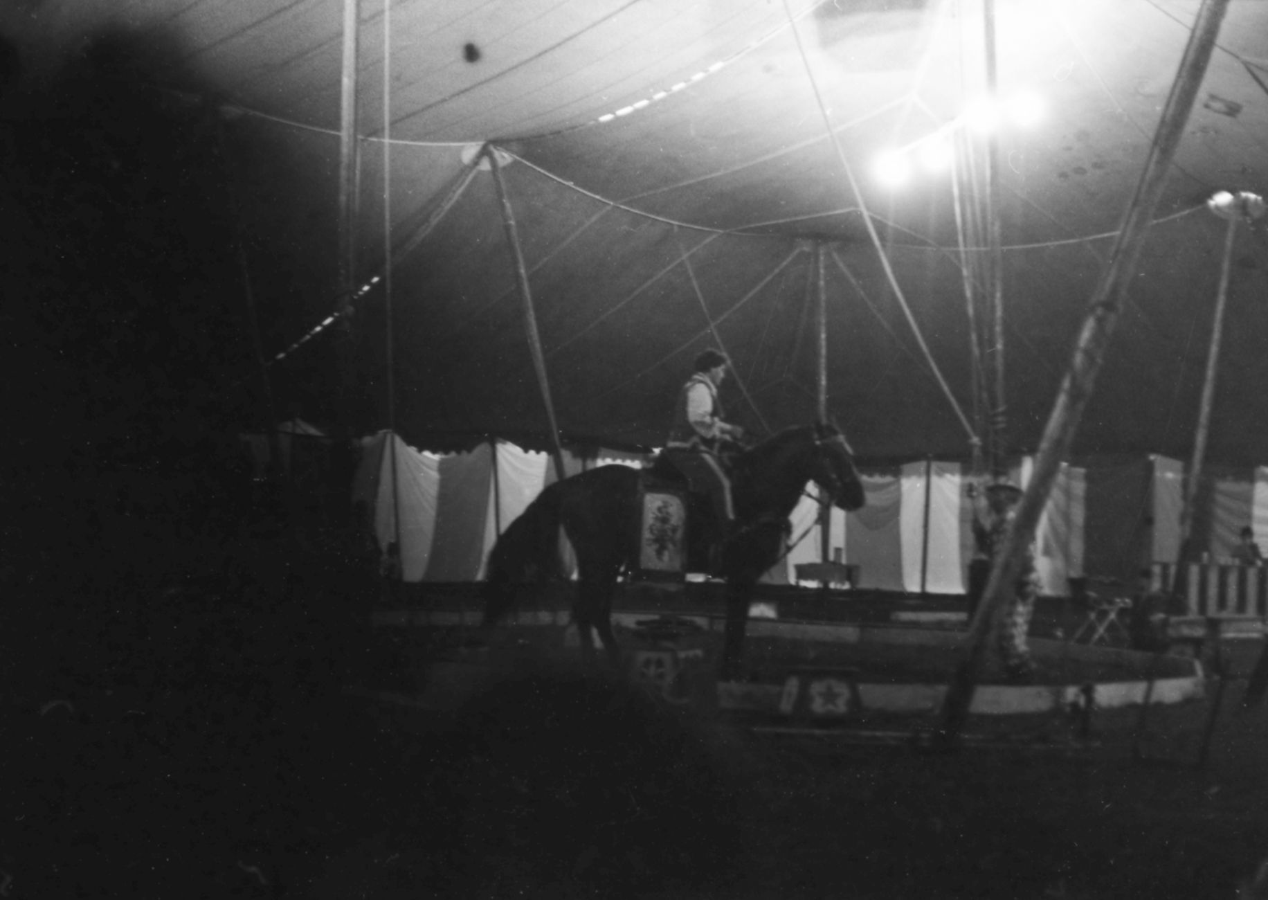 Broedplaats Creative Design organiseert rondreizend circus bij Electron
