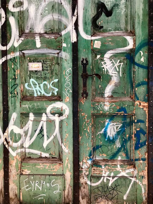 Darmowe zdjęcie z galerii z drewno, drzwi, farba