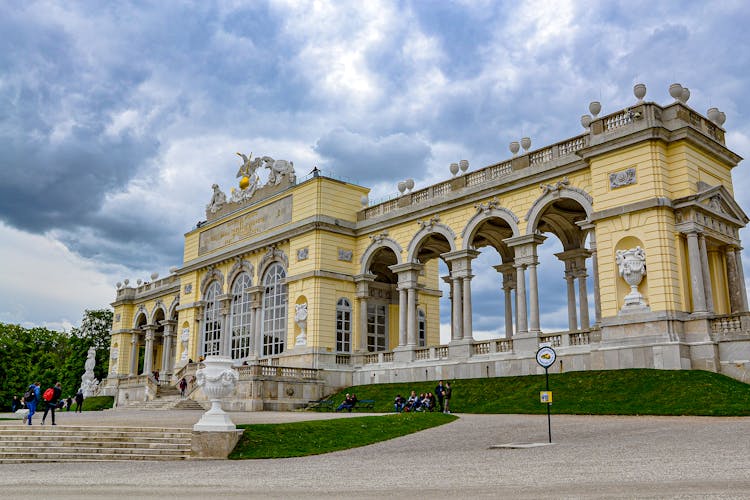 Cafe Gloriette In Vienna