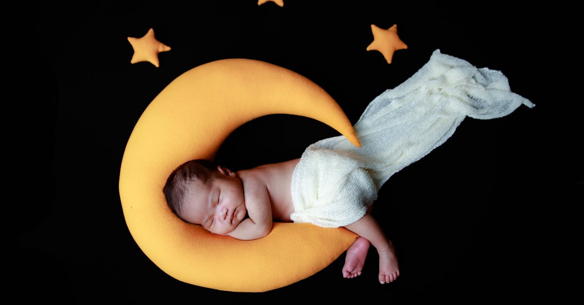 生活:2月新生兒人數再創低點:僅6,523人出生