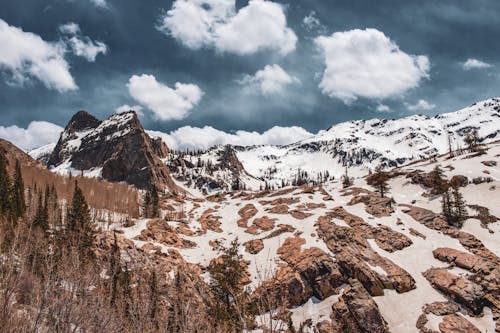 Photos gratuites de formation géologique, montagnes, montagnes couvertes de neige