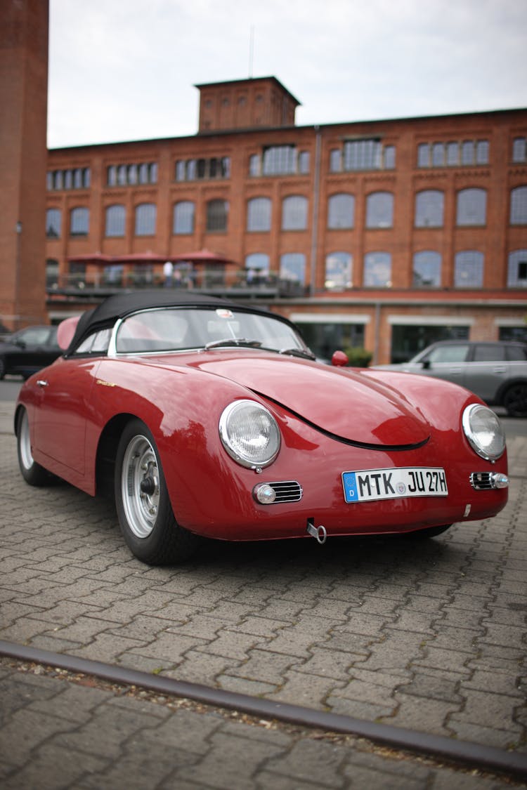 Vintage Red Porsche Speedster 
