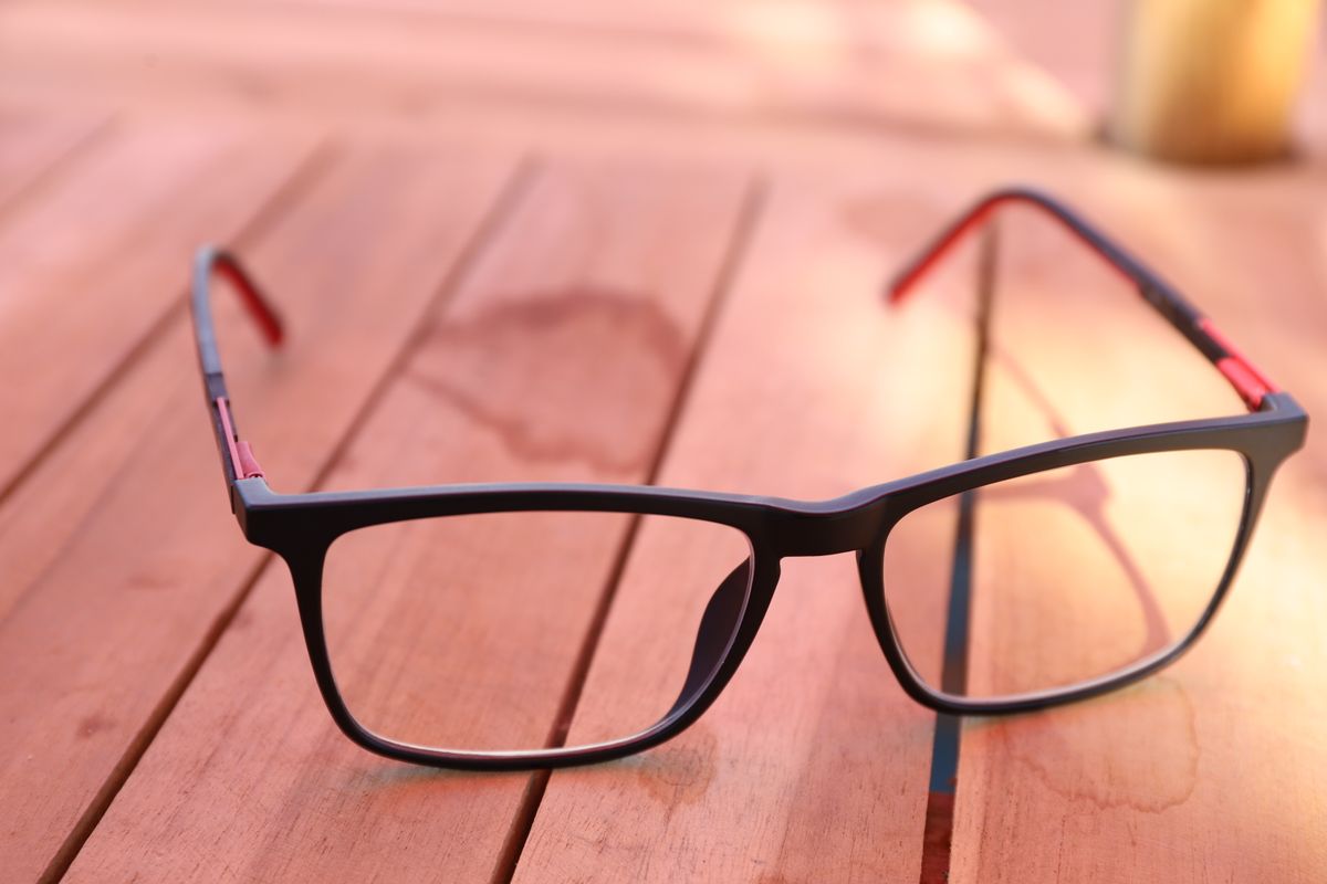 Black optical eyeglasses