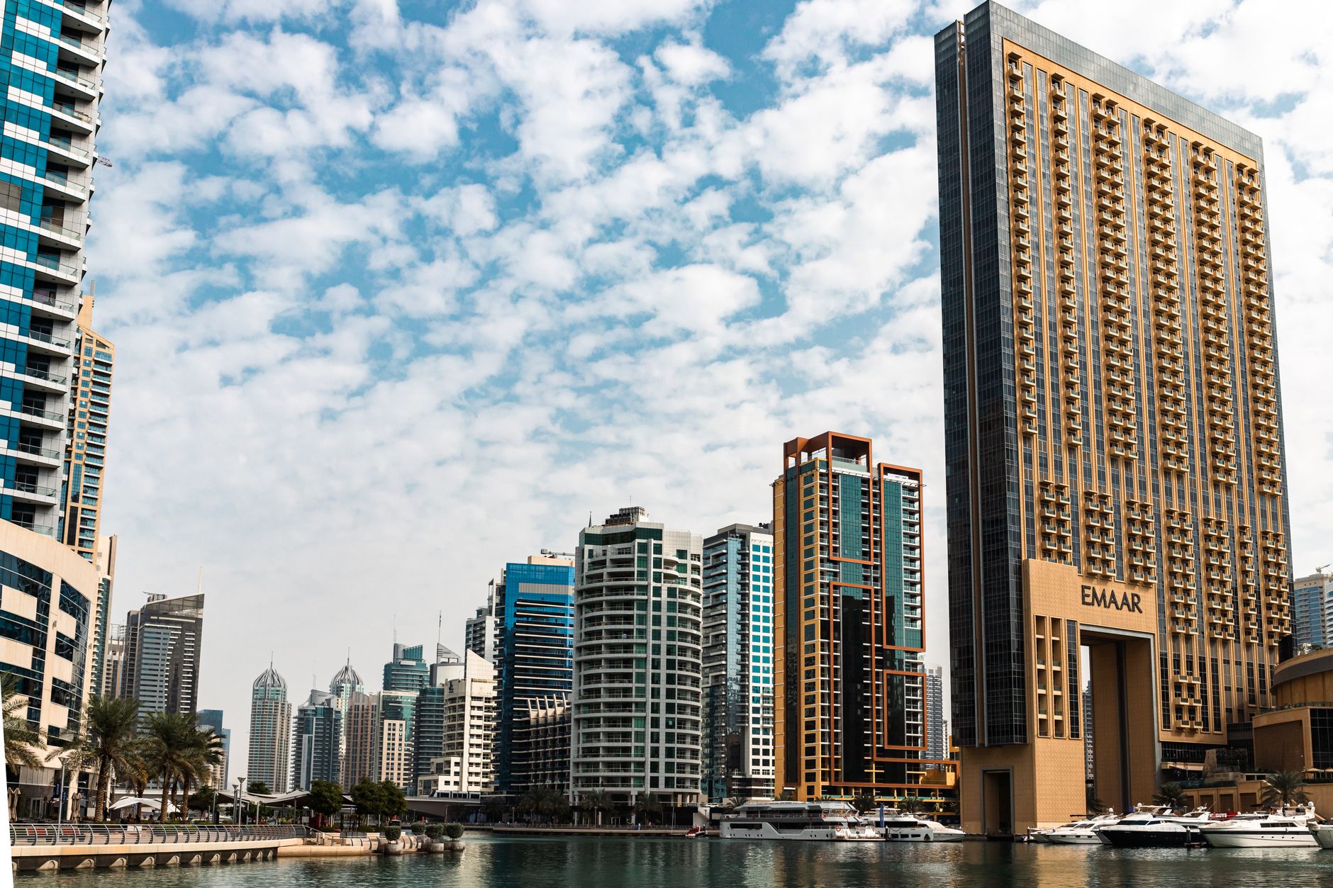 e-invoicing for real estate: a complete UAE guide