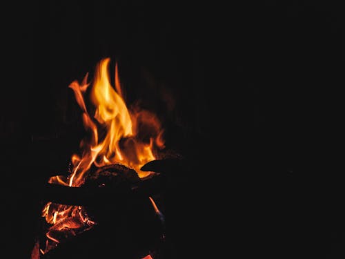 Безкоштовне стокове фото на тему «вогонь, горіння, горіти»