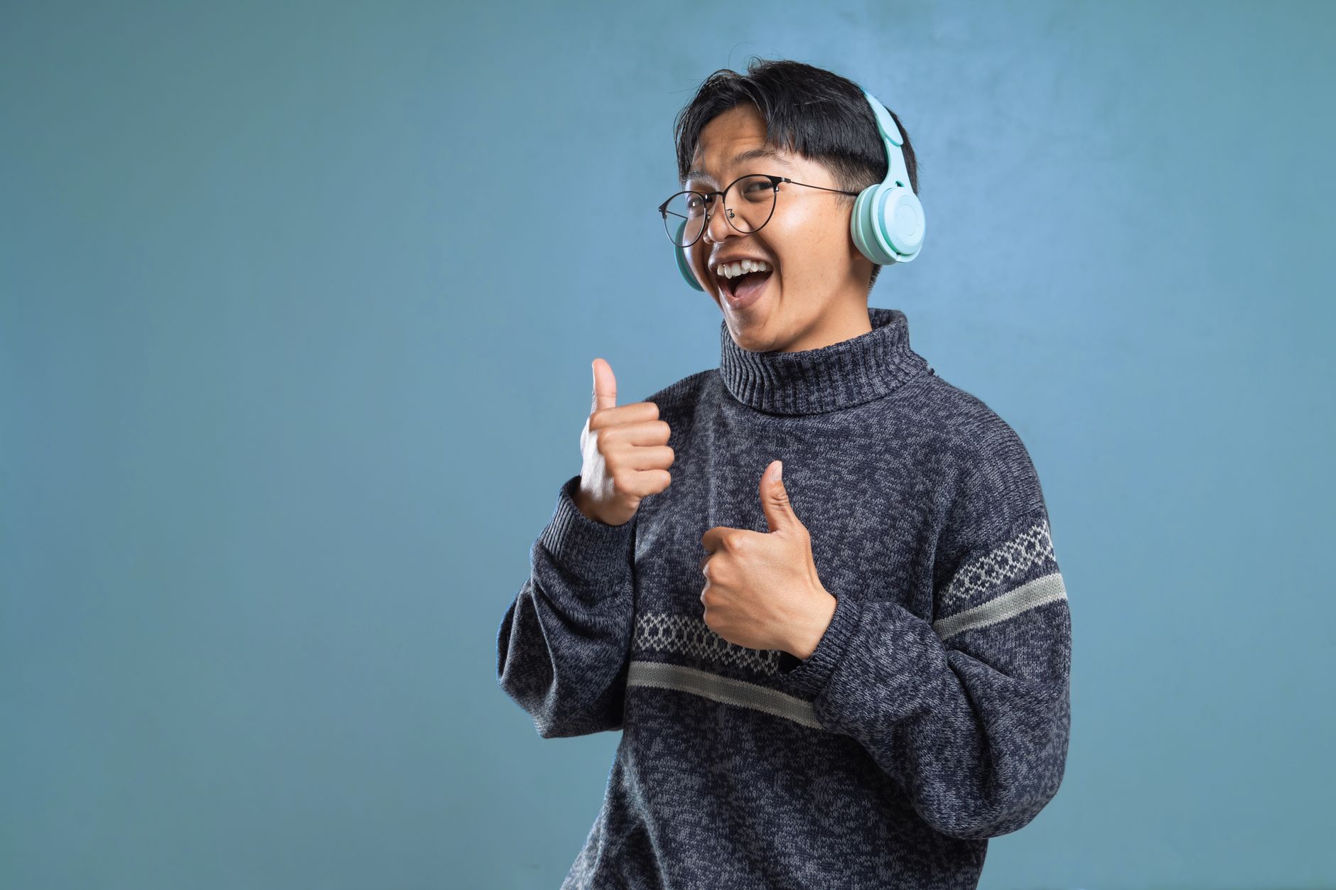 Nghe chủ động giúp bạn nắm bắt ý chính và phản xạ tốt