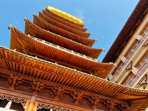 Kostenloses Stock Foto zu aufnahme von unten, blauer himmel, chinesische architektur