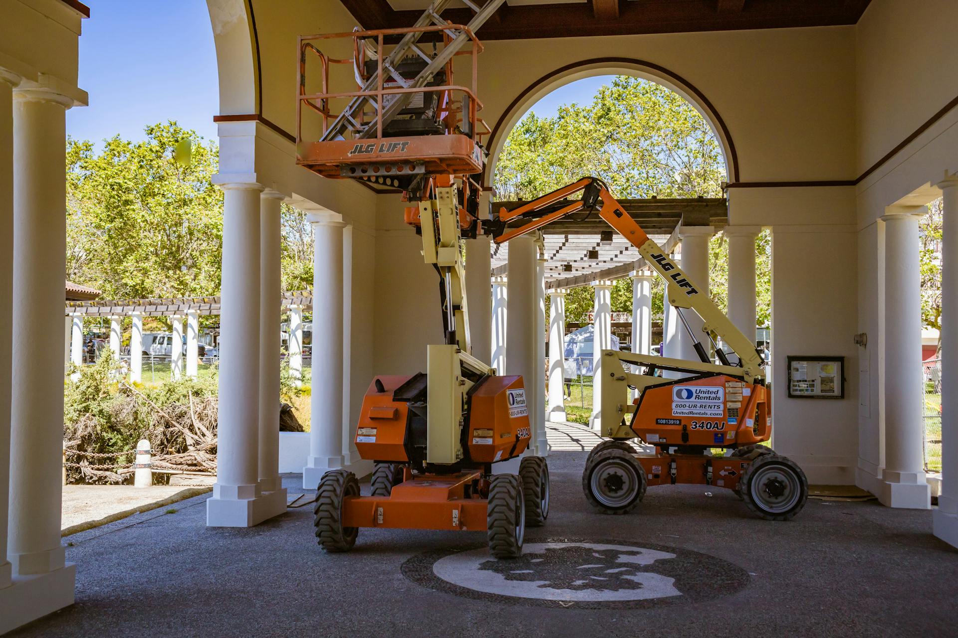 Basket Lift during Building Renovation