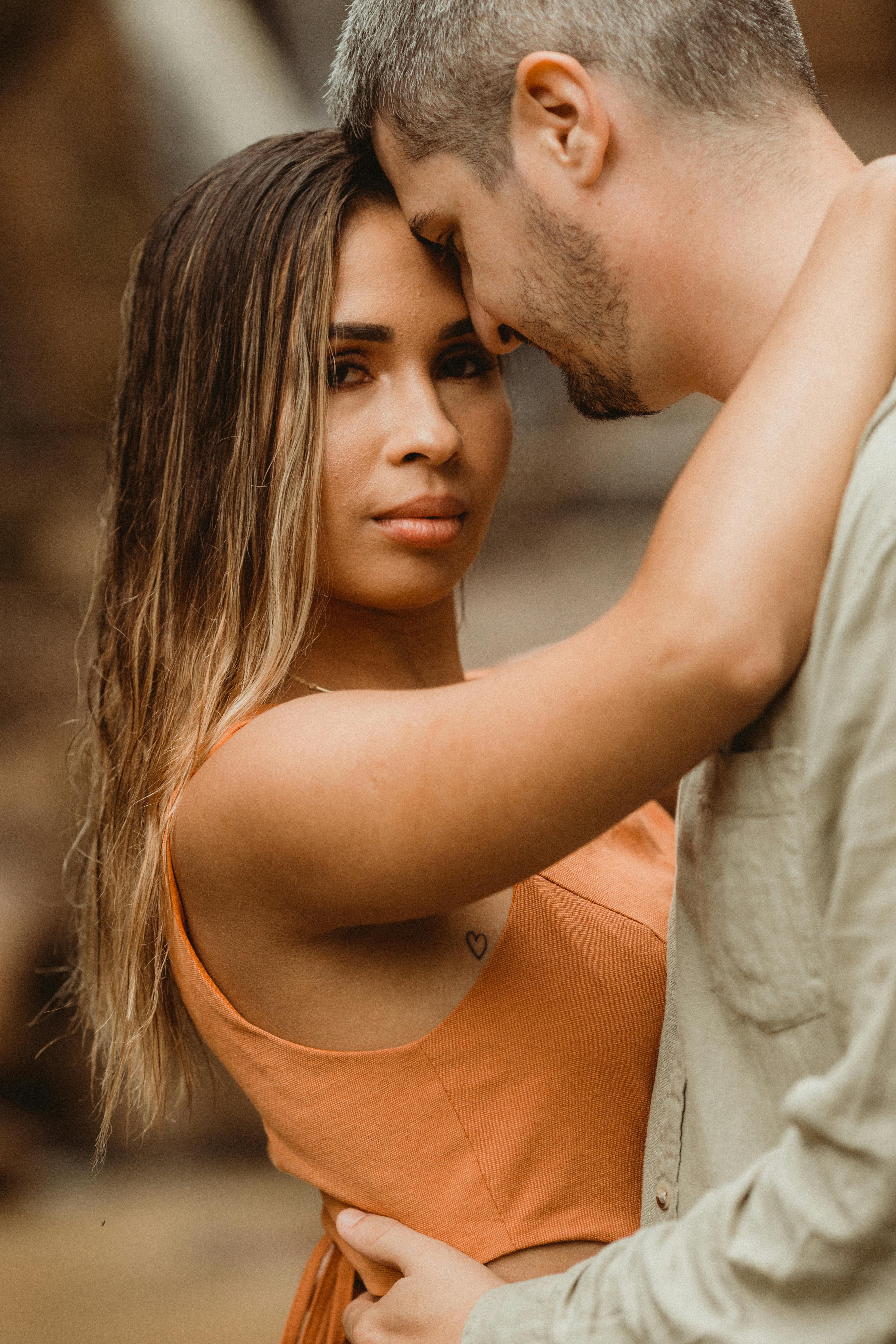 Does intimacy increase love?