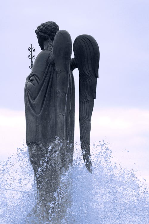 Angel Statue with Water Splash