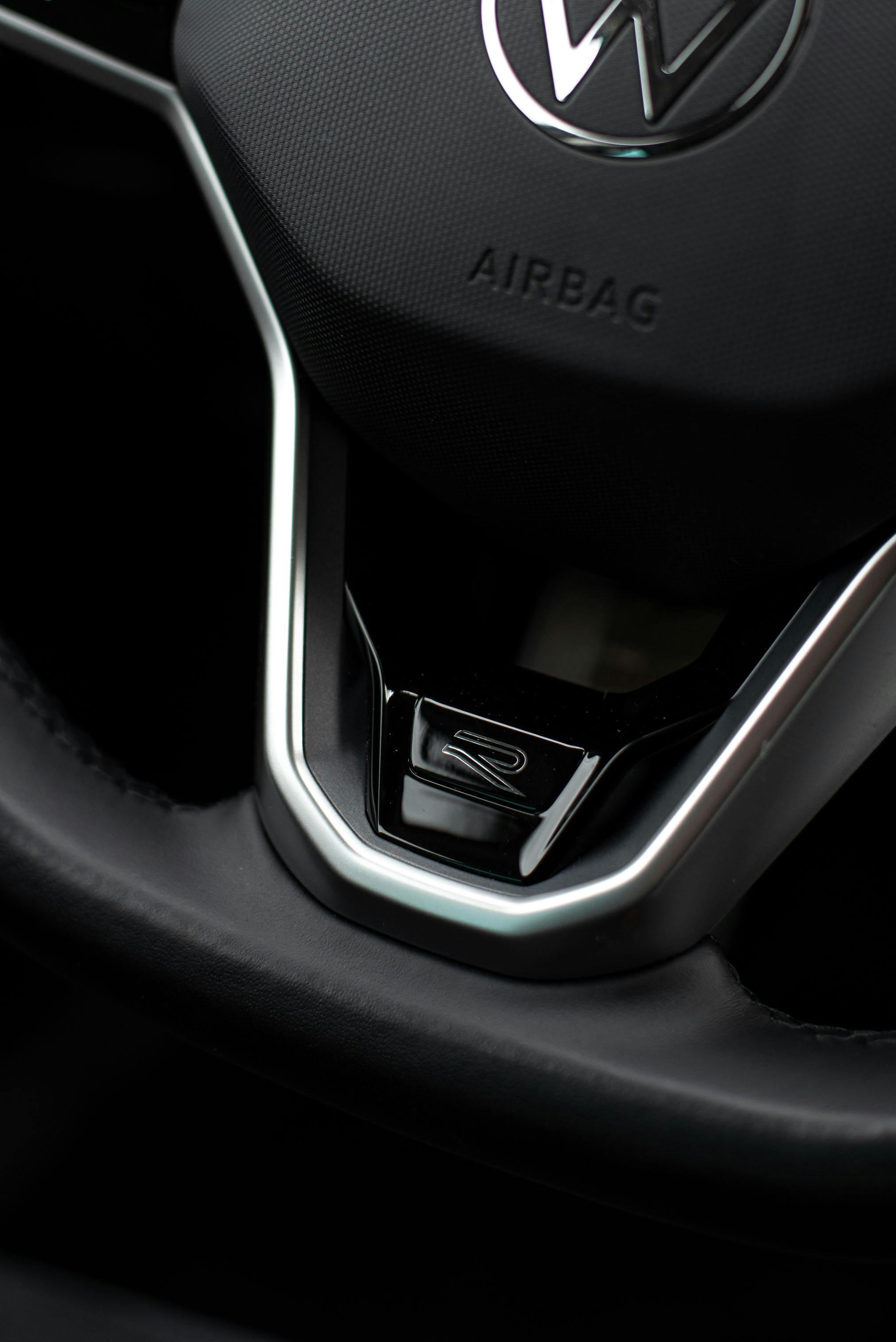 Airbags Photos, Download The BEST Free Airbags Stock Photos & HD Images