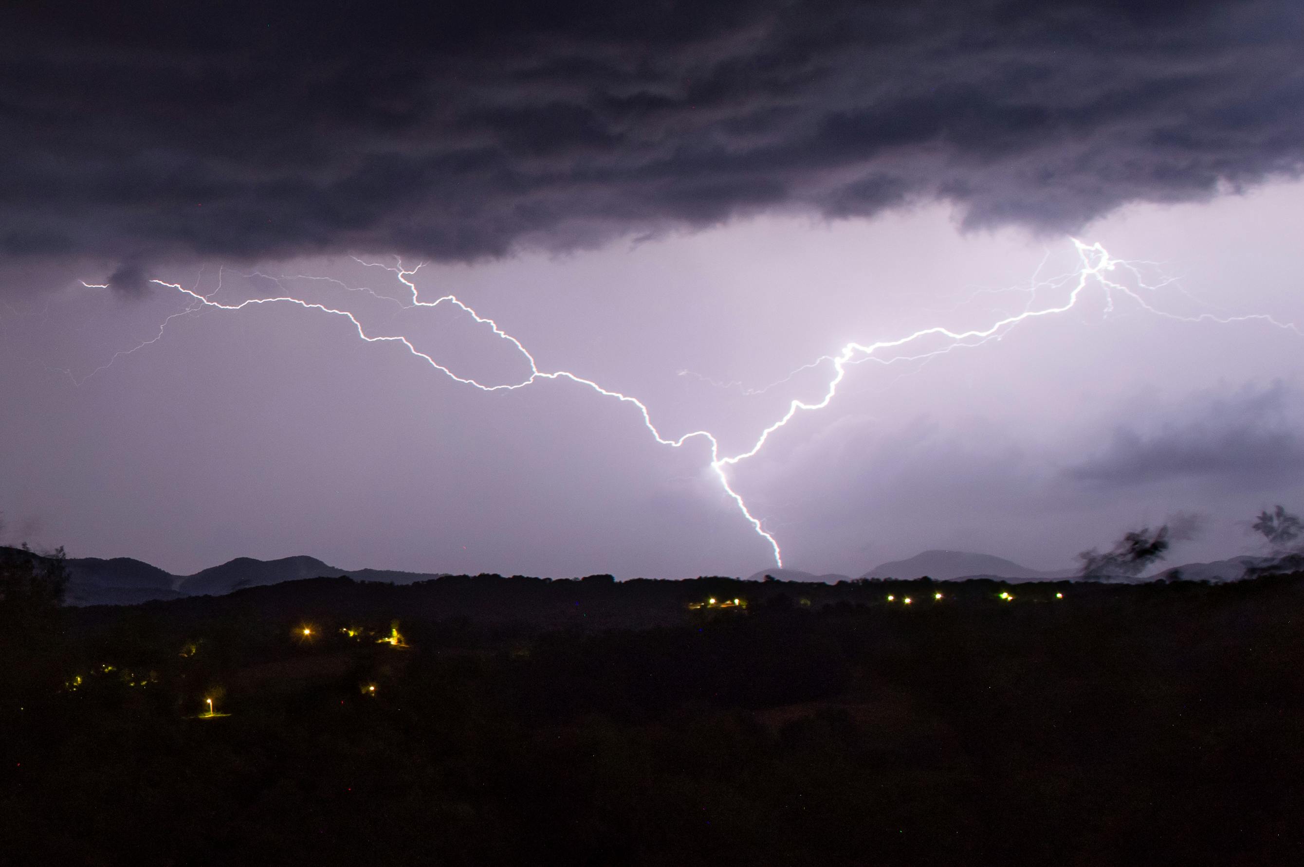 lightning bolt from dark sky