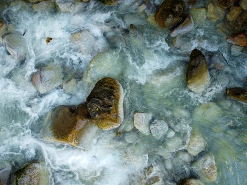 Безкоштовне стокове фото на тему «вода, затока, камені» стокове фото