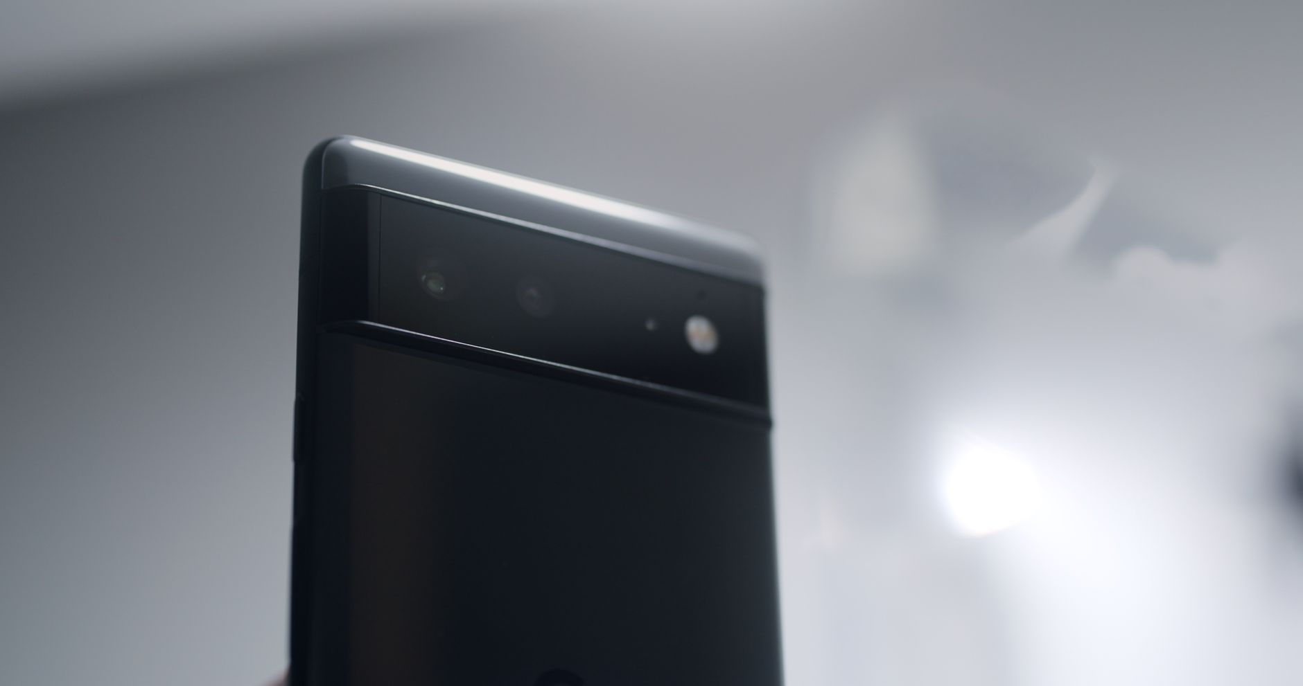 Motorola's IFA Show: Edge 70 Plus, Watch Ultra, Crystals