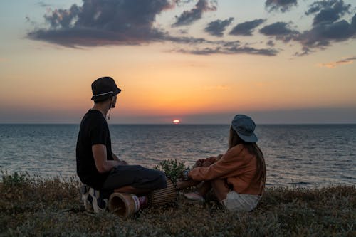 Gratis arkivbilde med gylden time, hav, kvinne