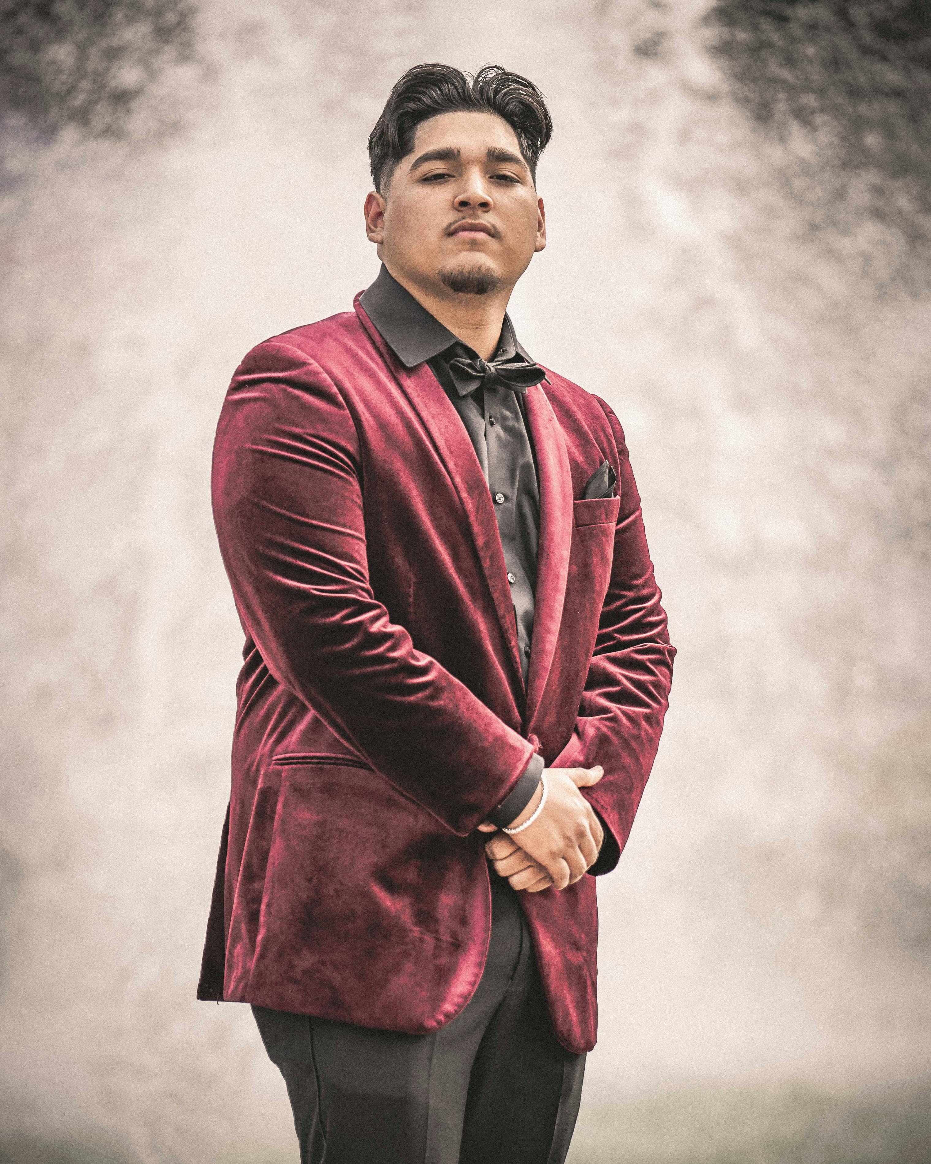 Man wearing black and red jacket and black pants outfit photo – Free  Menswear Image on Unsplash