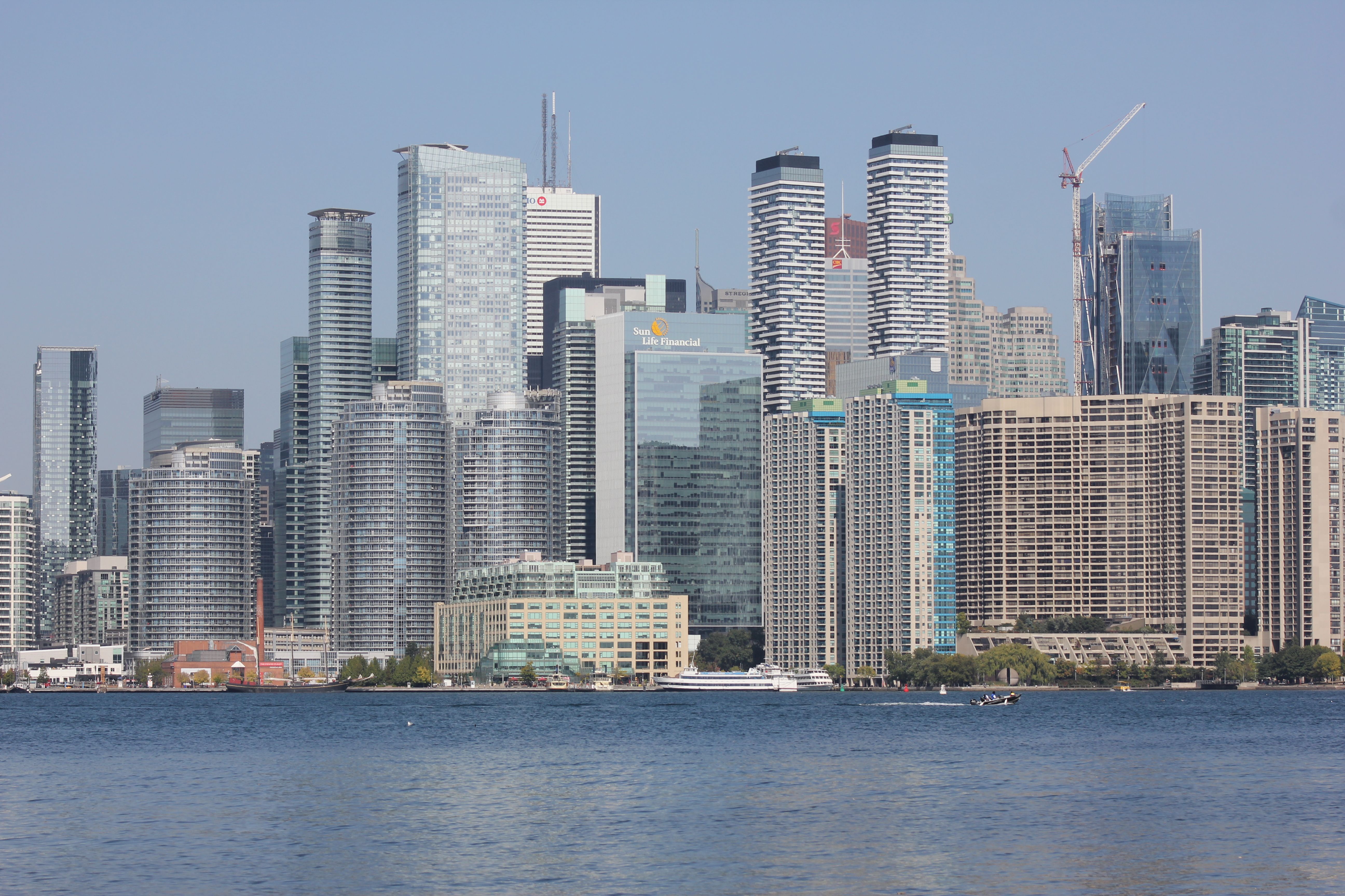 Legal &amp; General Group Plc Sells 437,889 Shares of SolarEdge Technologies, Inc. $SEDG — Photo by alex ohan on Pexels