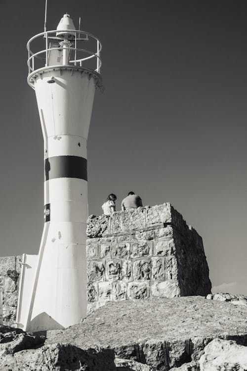 Foto d'estoc gratuïta de atracció turística, blanc i negre, casa lluminosa