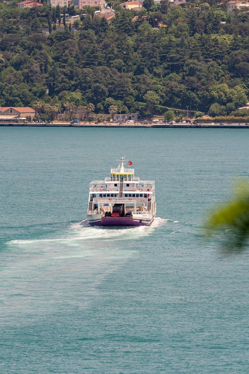 Photos gratuites de embarcation, étendue d'eau, ferry
