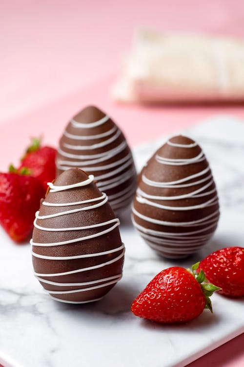Free Close-up of Chocolate Eggs Stock Photo