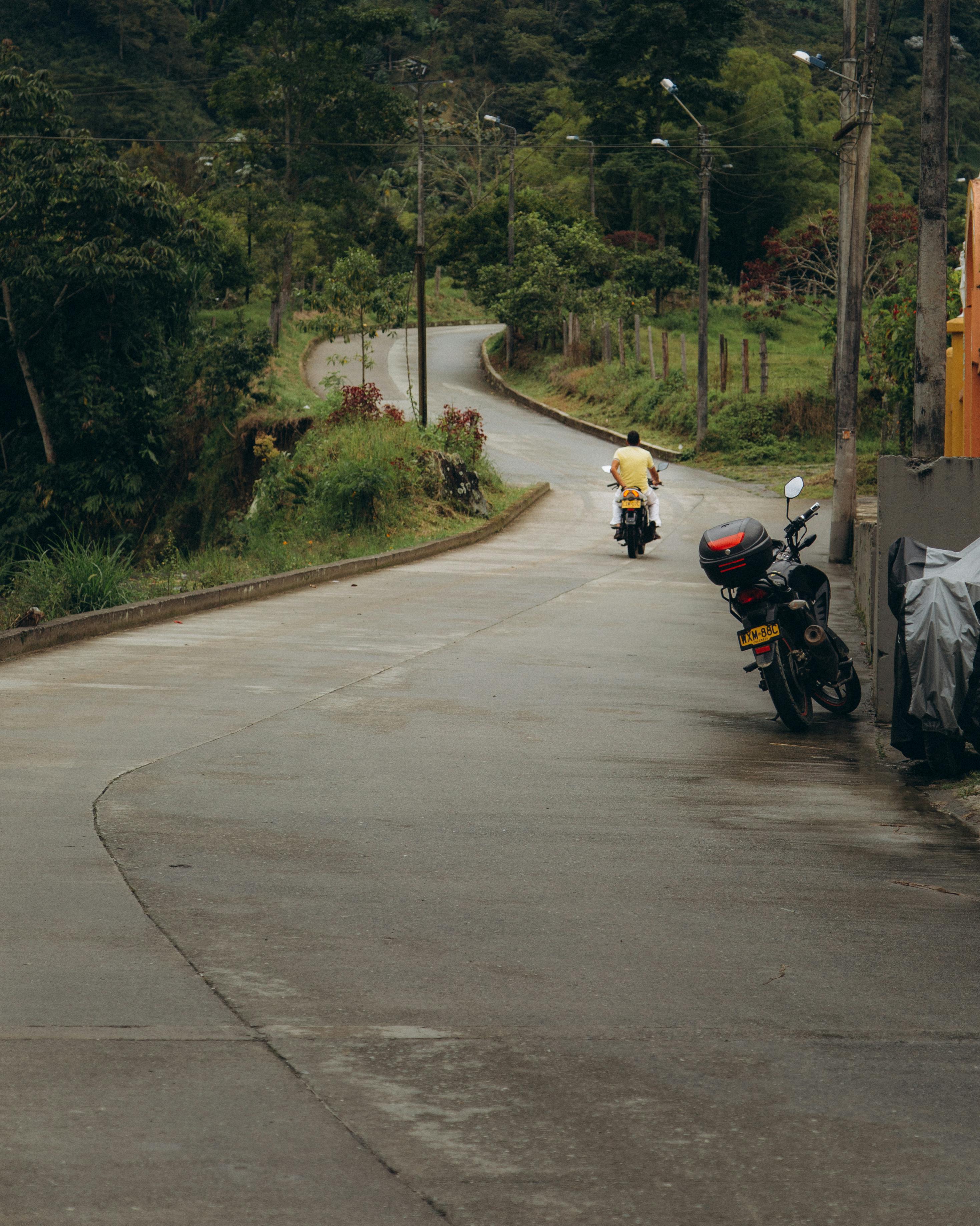 traveling world by motorcycle