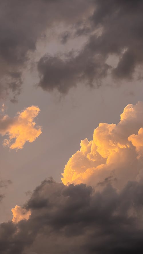 Бесплатное стоковое фото с вертикальный выстрел, небеса, небо