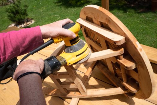 Plan Your Backyard Deck Layout Effectively