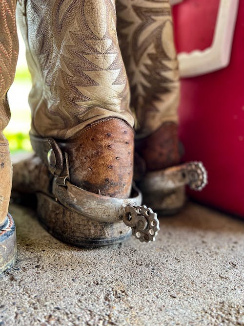 Kostenloses Stock Foto zu braun, cowboystiefel, fußbekleidung