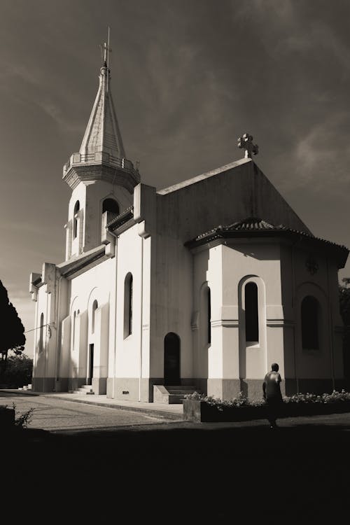 Základová fotografie zdarma na téma architektura, beton, černý a bílý