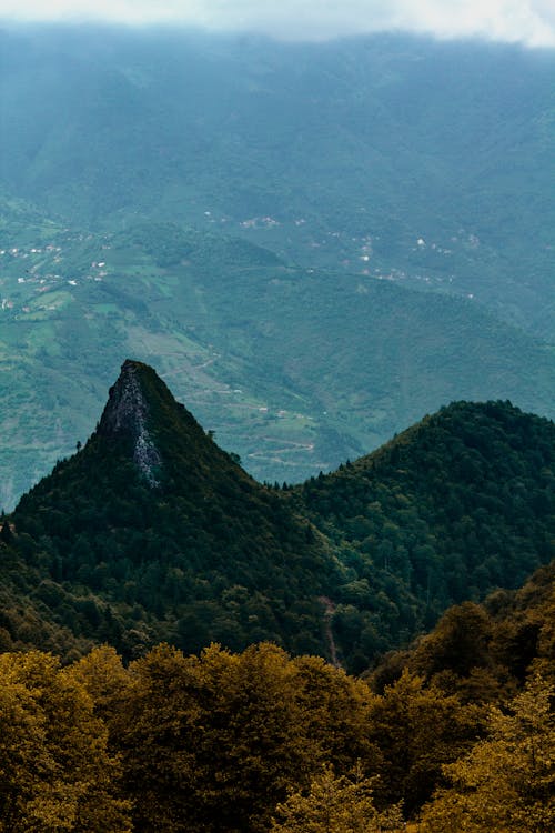 bakir bölge, dağlar, dikey atış içeren Ücretsiz stok fotoğraf