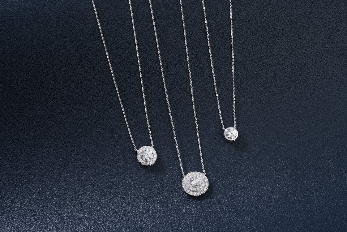 Free Close-Up Shot of Diamond Necklaces Stock Photo