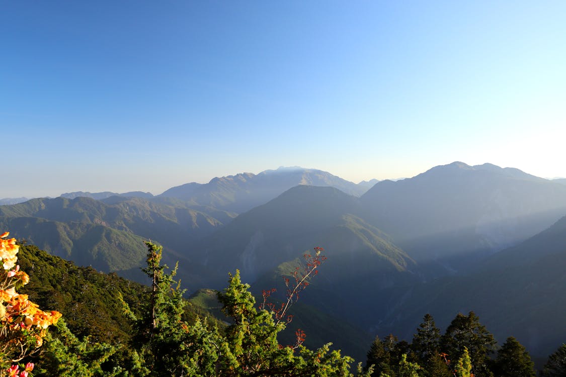 南一段庫哈諾辛山欣賞玉山群峰