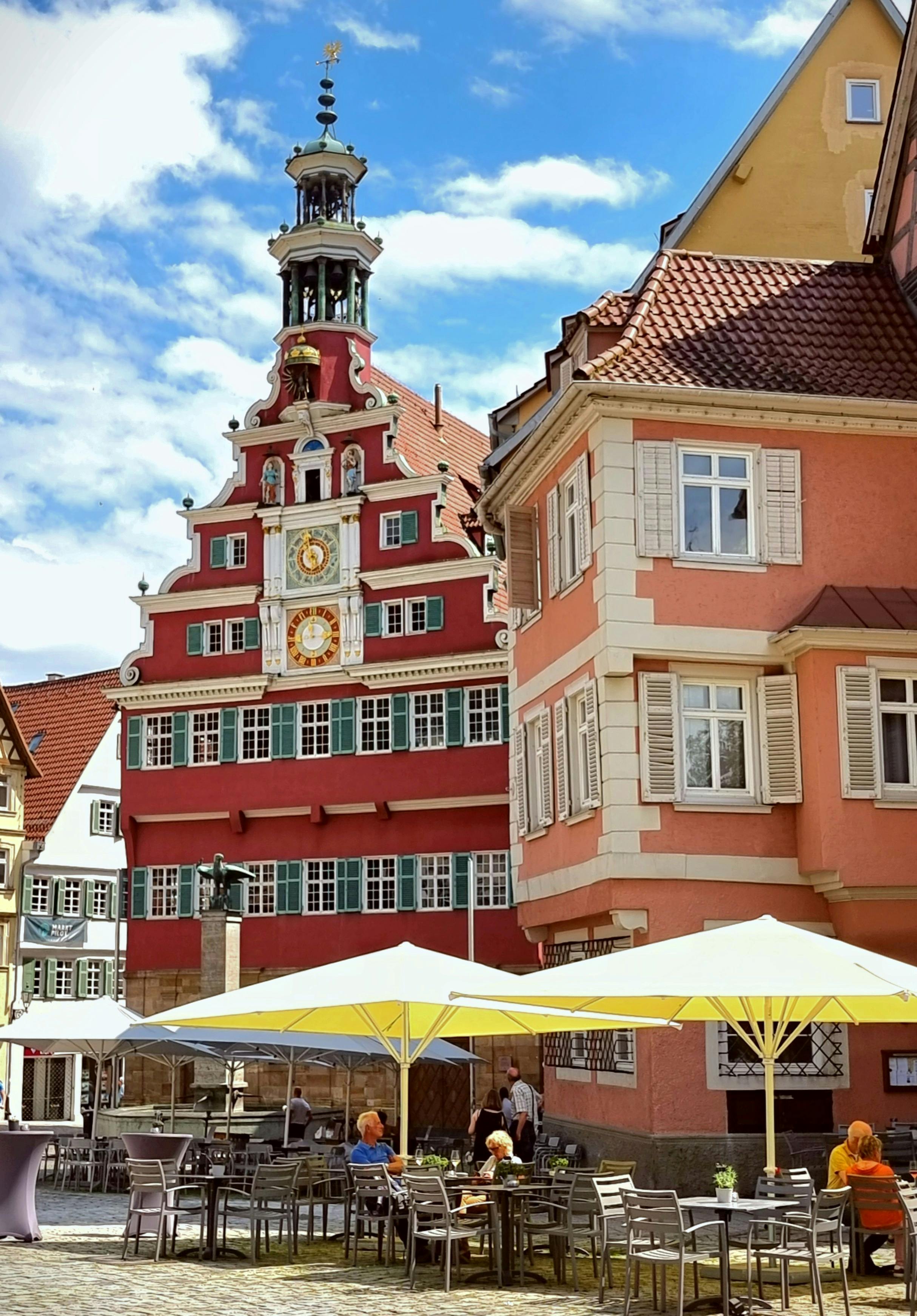 Who is the best person to set up a trust?