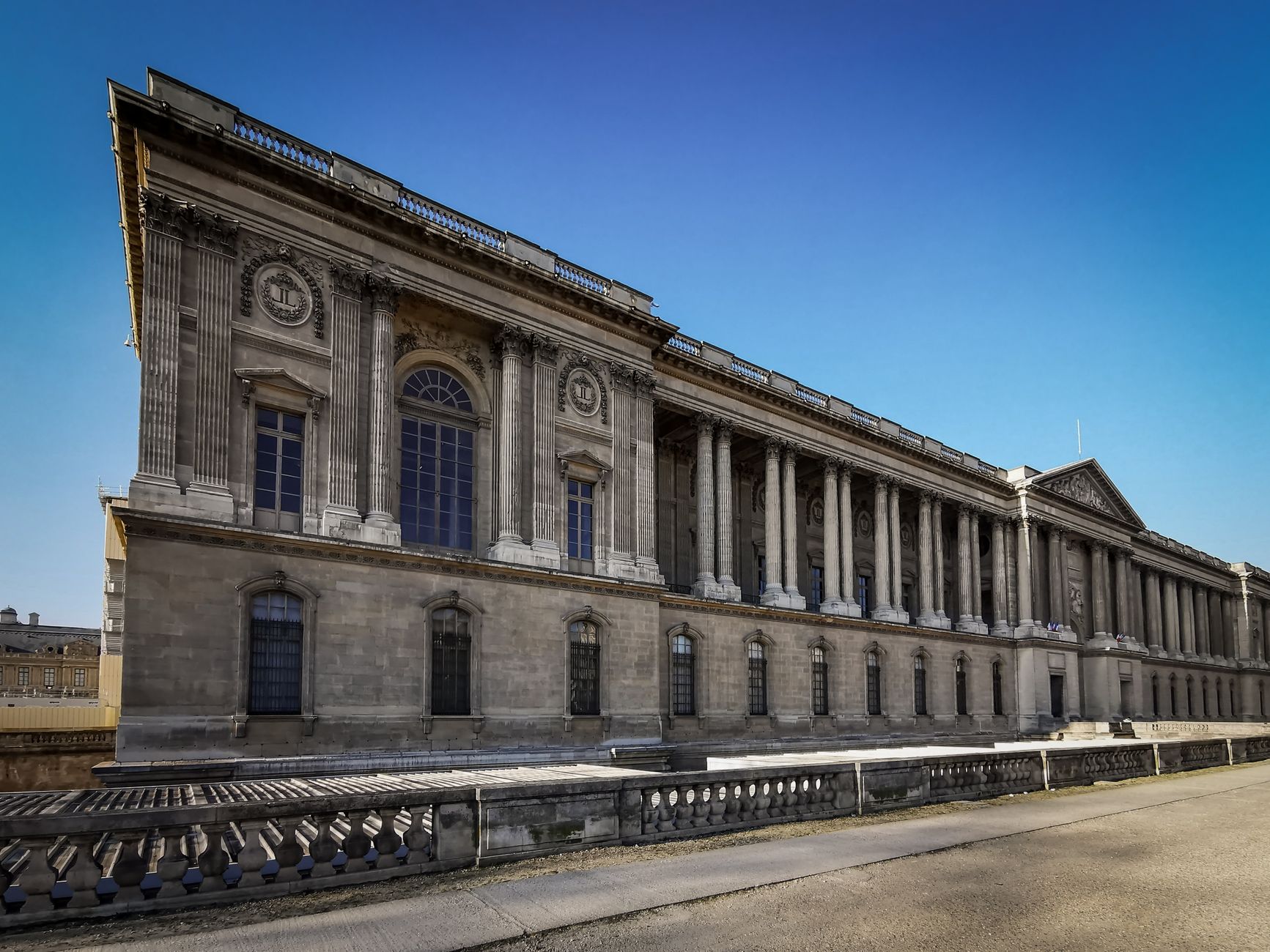 Expoziție de artă la Paris Expoziție de artă la Paris