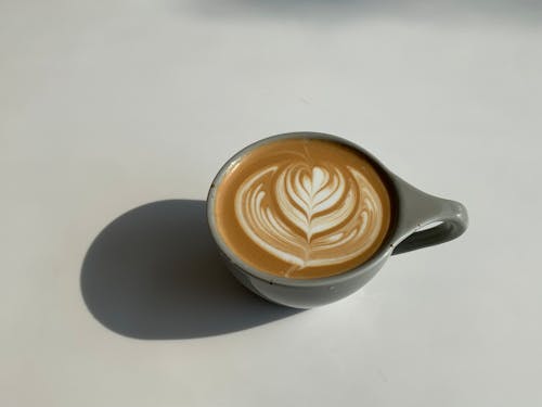 Foto profissional grátis de café, café com leite, cafeína