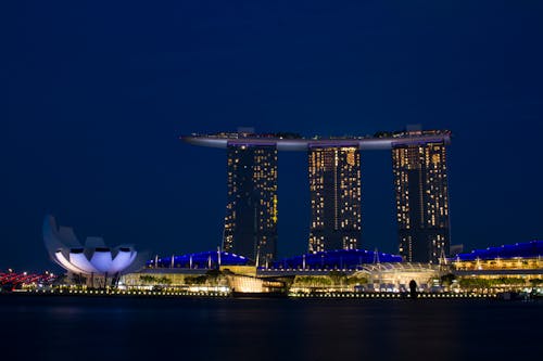 Безкоштовне стокове фото на тему «Marina Bay Sands, нічне місто, Сінґапур»