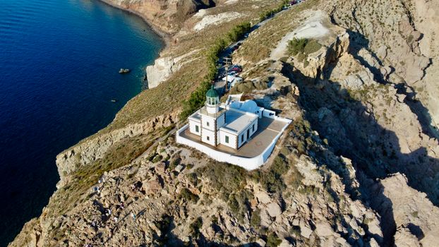 Akrotiri excavations with archaeologist — Santorini