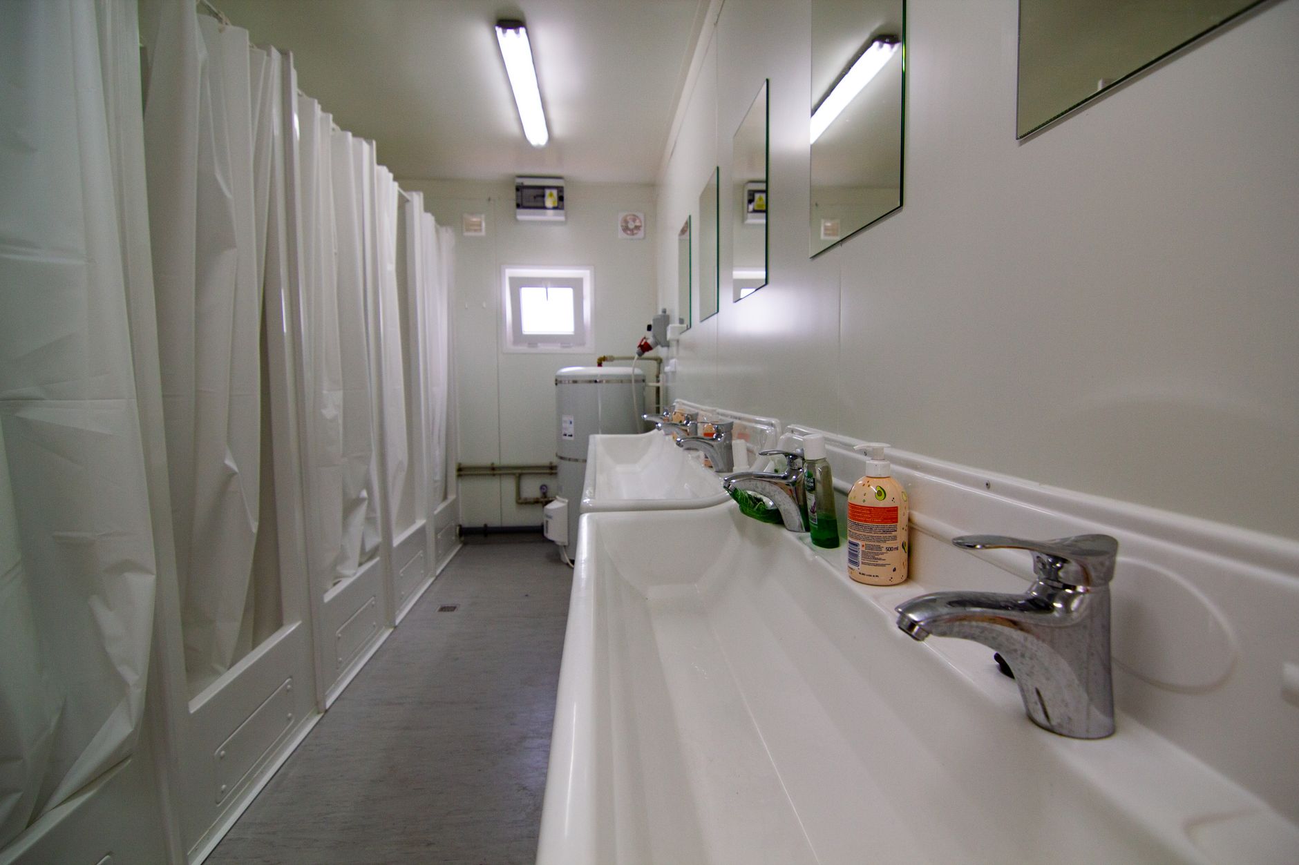 Featured image for the article: Ekta Camp, RK Puram, to get toilets, laundry and water centre