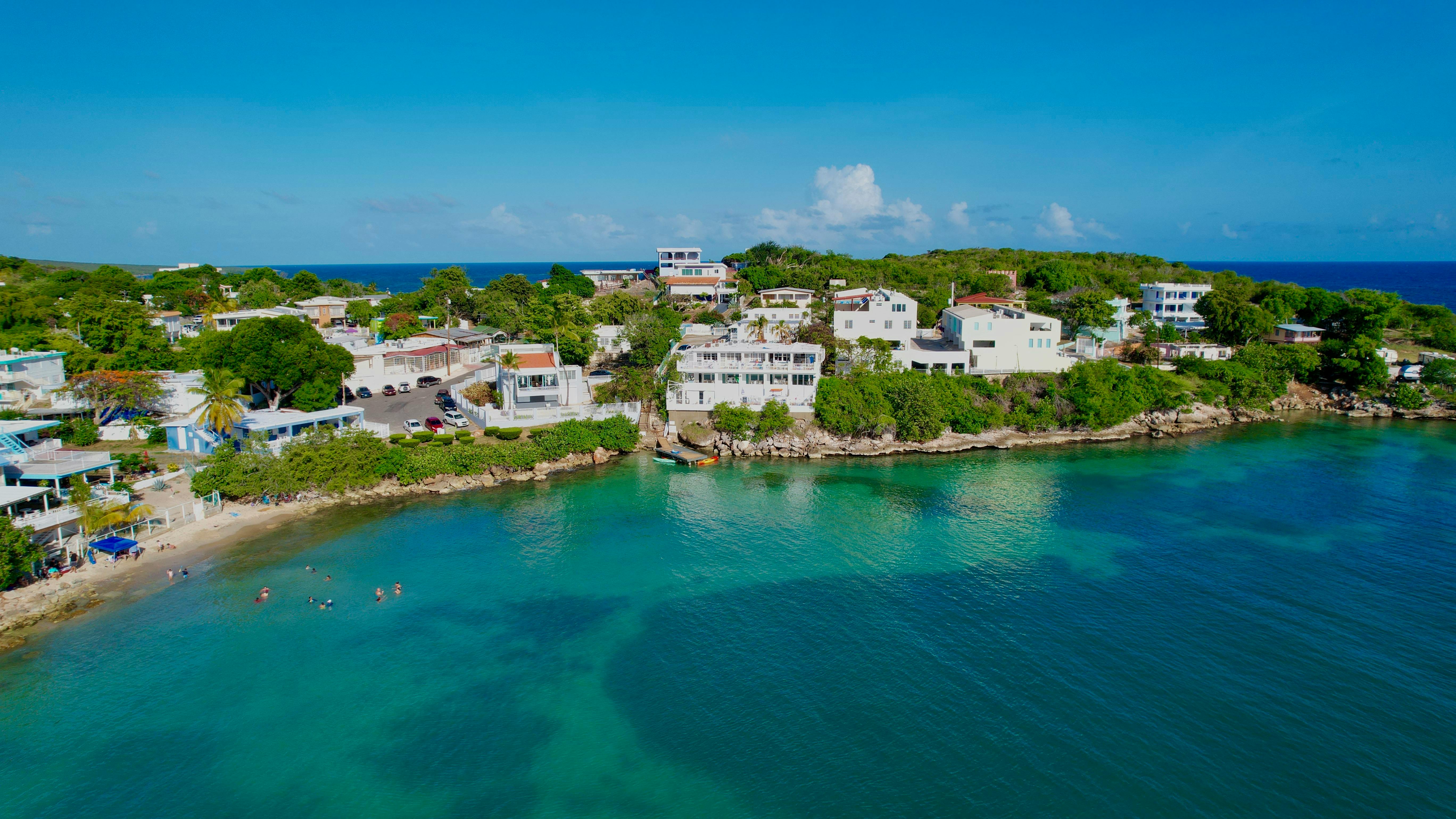 11/21/25 – UPDATED SEA LEVEL RISE VIEWER SUPPORTS SMARTER COASTAL PLANNING — Photo by Elvin Cabrera on Pexels