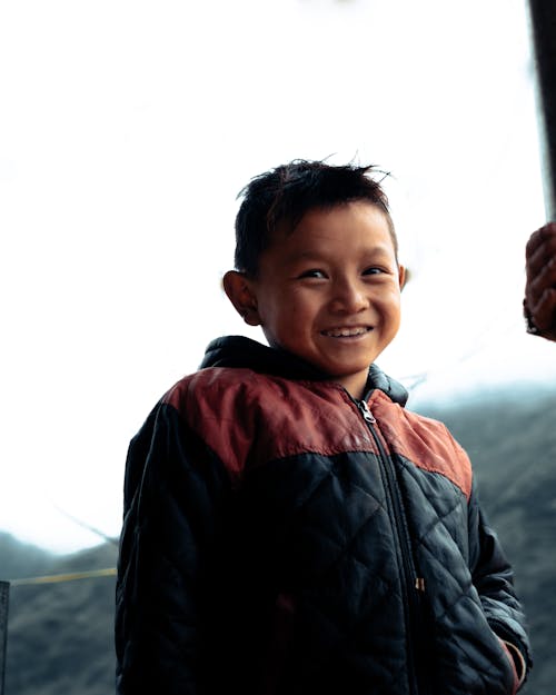 亞洲, 兒童, 垂直拍攝 的 免費圖庫相片