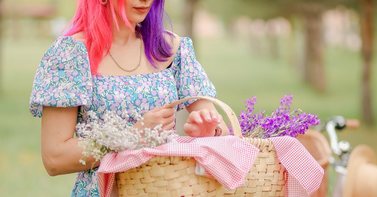 How to tone your hair without toner or purple shampoo